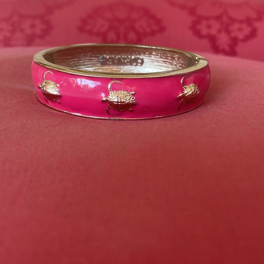 Pink turtle 🐢 bangle